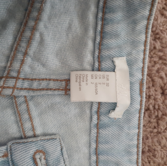 Jean shorts - Picture 3 of 3